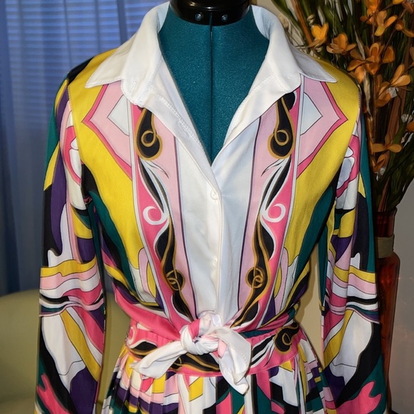 Multi-colored Two Piece Skirt Set - Picture 2 of 5